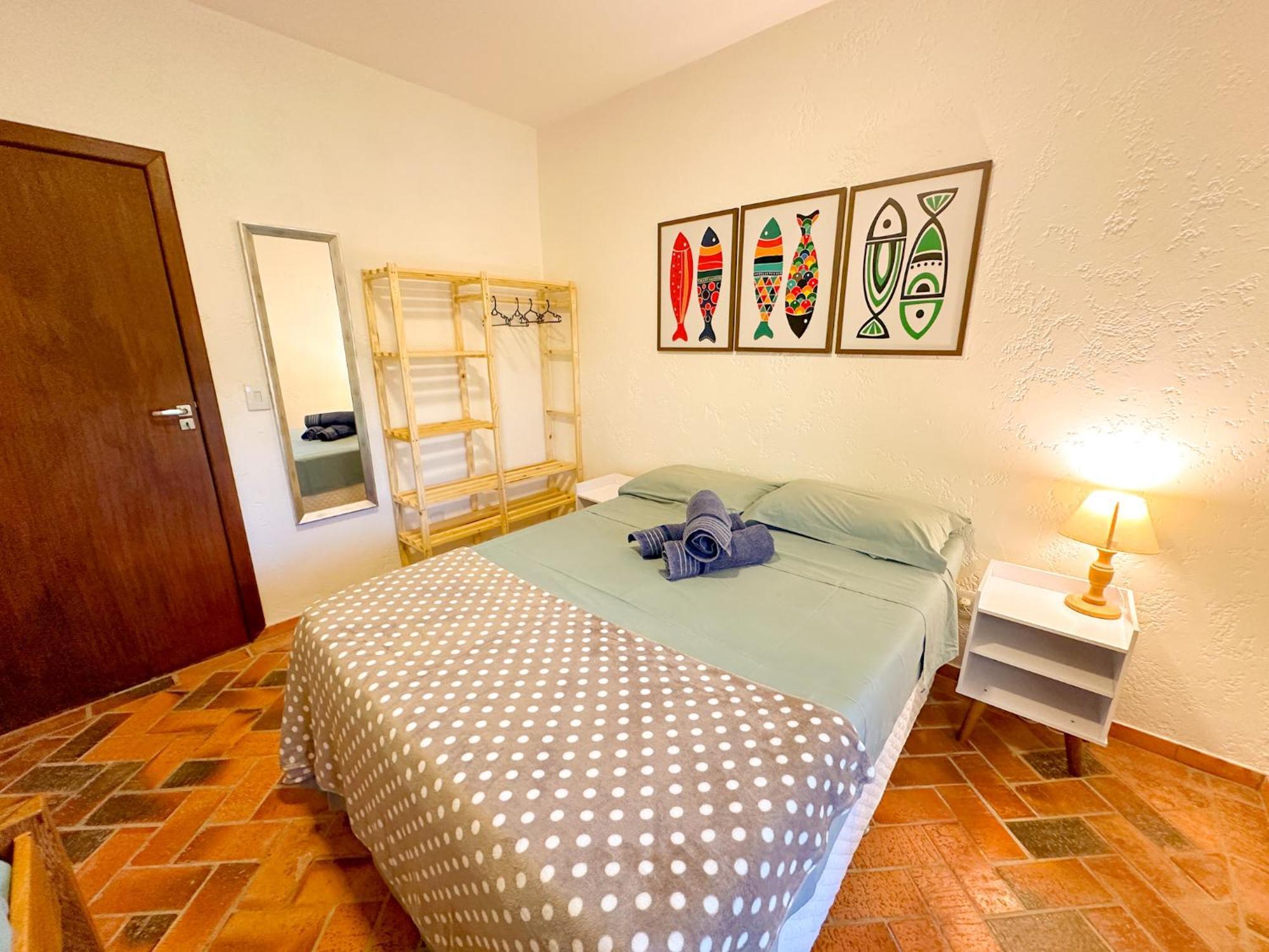Ap/casa Com Jardim Em Na Beira Da *